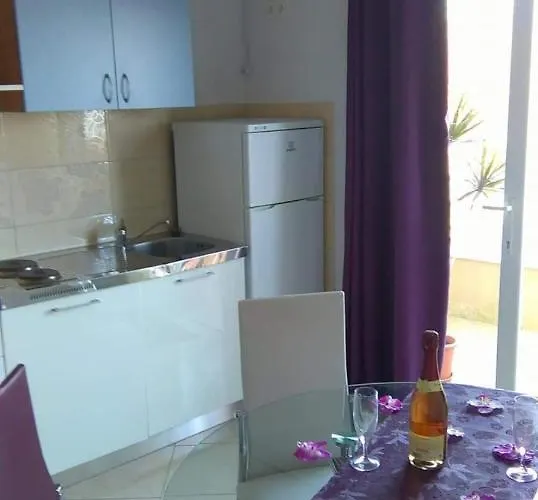 Apartman Marin I Vinka *
